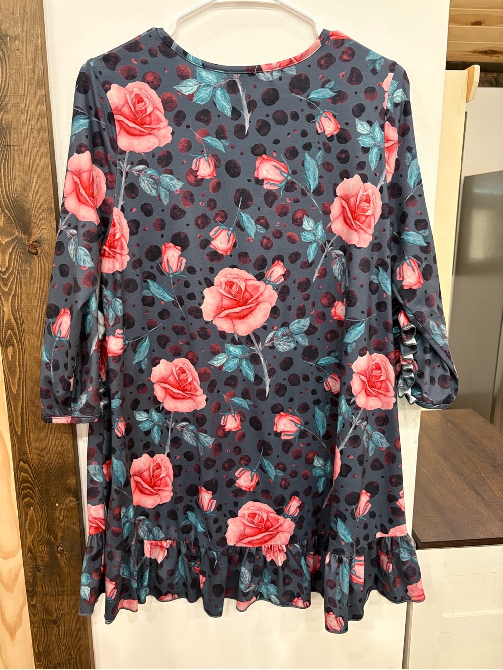 Women’s Navy Floral Ruffle-Hem Casual shirt